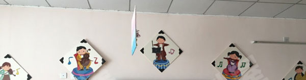 幼儿园音乐表演乐器挂饰图片