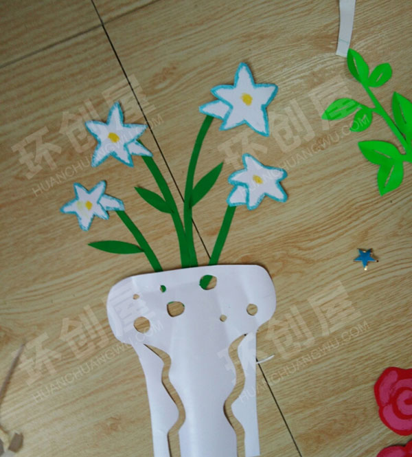 幼儿园玻璃窗装饰图片