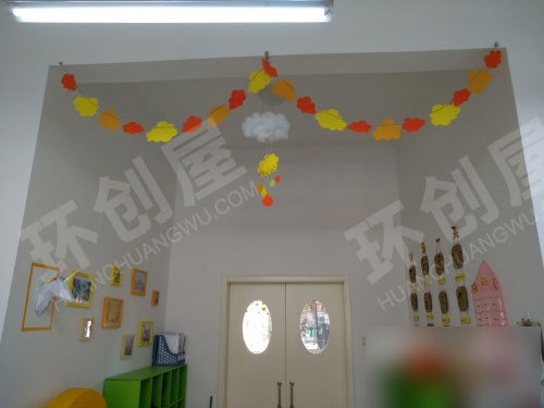 幼儿园北欧风橙黄色系门窗图片