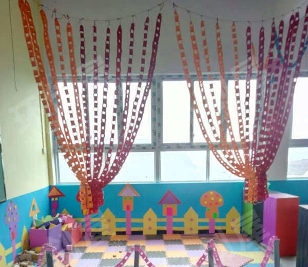 幼儿园小舞台墙面建构设计图片