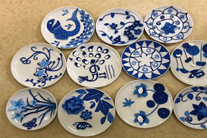 幼儿园美工区粘土青花瓷盘图片10张