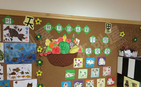 幼儿园在秋天里主题墙图片