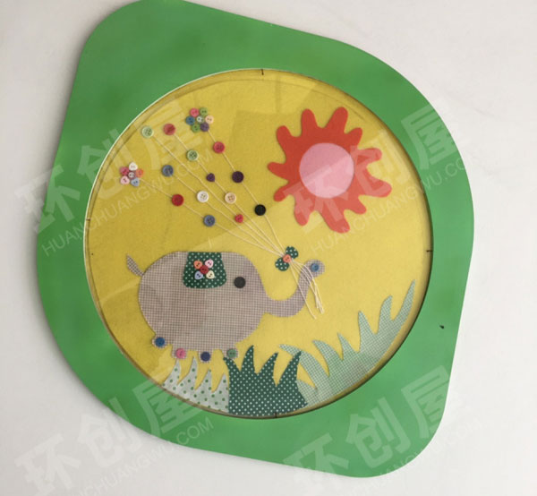 幼儿园走廊作品陈设图片