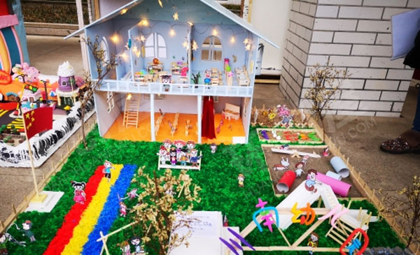 幼儿园纸箱废物利用各种房子作品展示图片