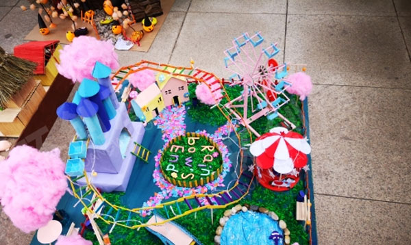 幼儿园纸箱废物利用各种房子作品展示图片