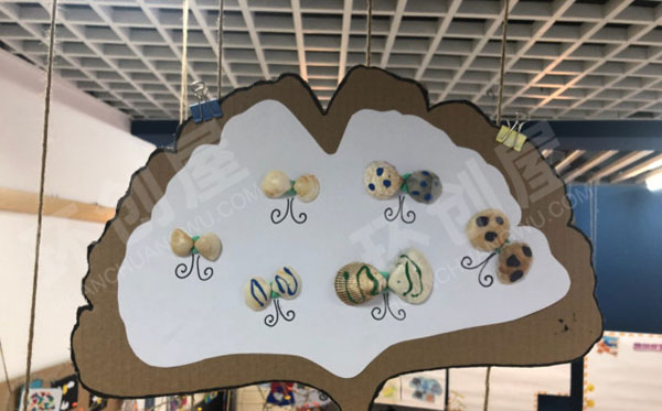 幼儿园秋天主题枫叶画吊饰图片