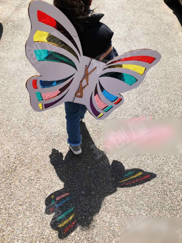 幼儿园户外光与影的游戏图片