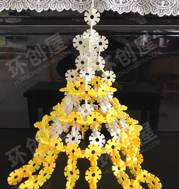 幼儿园雪花片拼北京名建筑图片