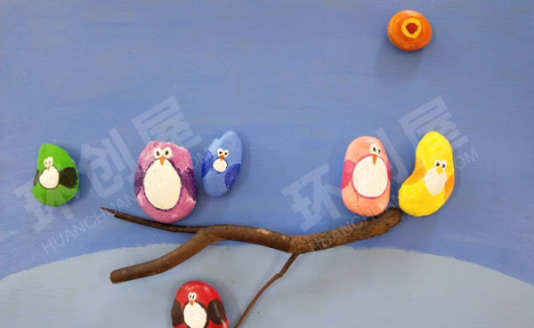 幼儿园美工区石头画图片