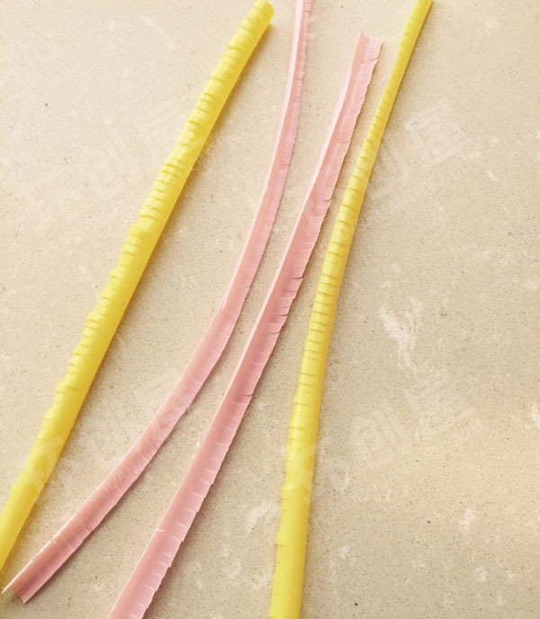 幼儿园美工区制作手工吸管粘土雏菊图片