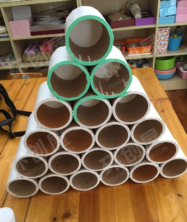 幼儿园美工区蛋蛋树图片