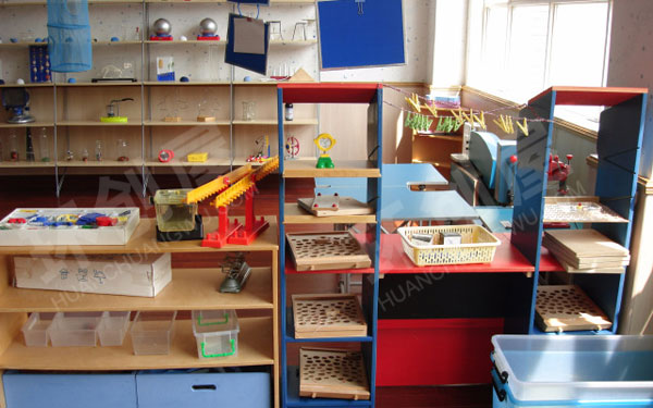 幼儿园探索区各种科学材料投放图片