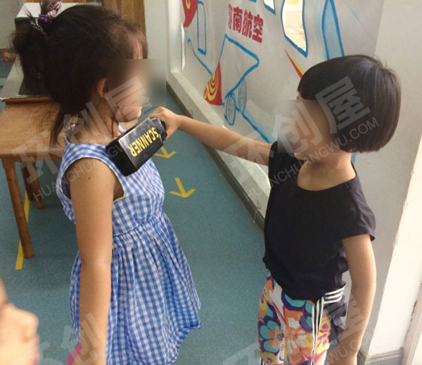 幼儿园角色游戏航空游戏图片