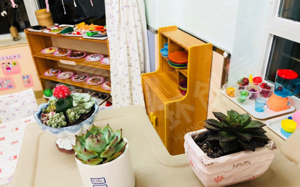 幼儿园角色游戏绿竹花朵小镇餐厅图片