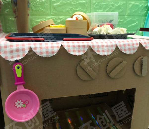 幼儿园角色游戏纸箱小厨房图片
