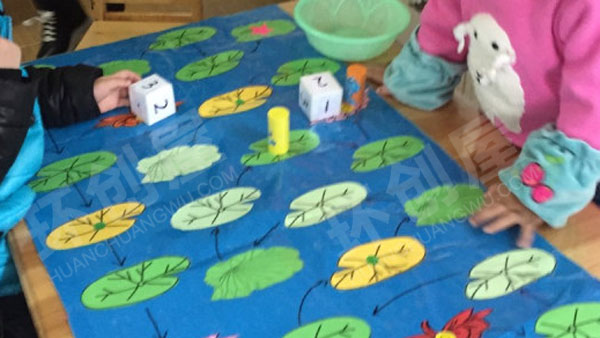 幼儿园益智区数量的认知环创图片