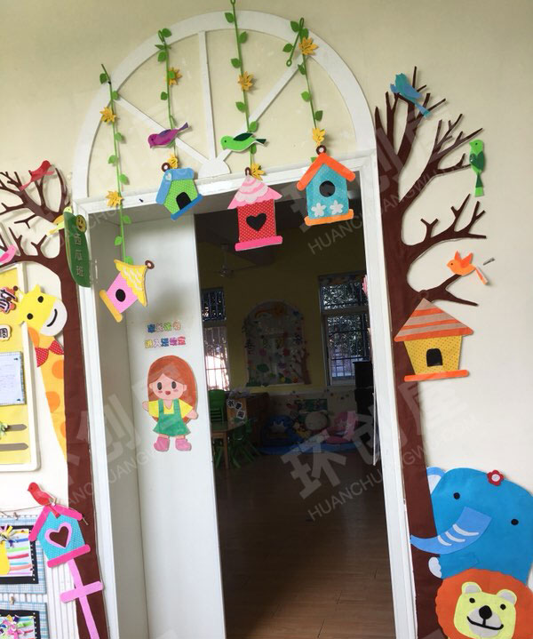 幼儿园卡通小鸟门头装饰图片