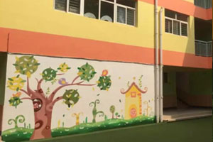 幼儿园户外教室墙面可爱手绘图片6张