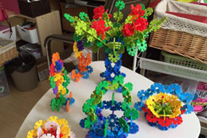 幼儿园雪花片建构造型图片7张
