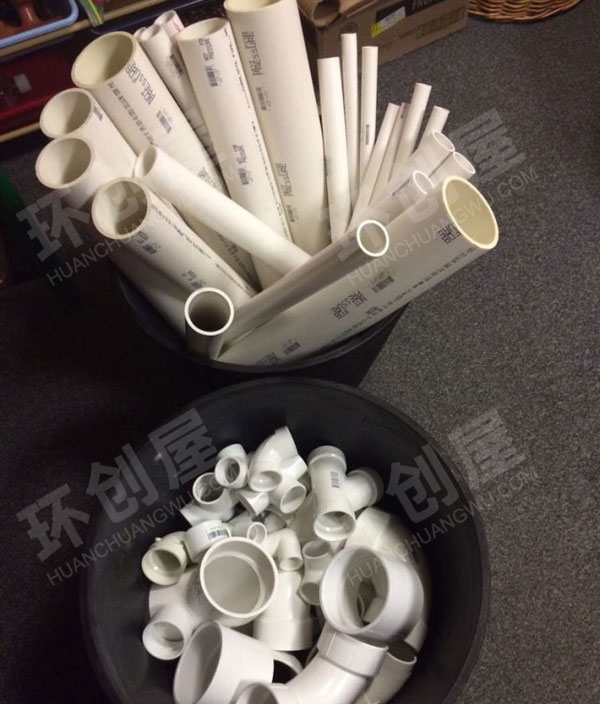 幼儿园建构区各种废物利用搭建图片
