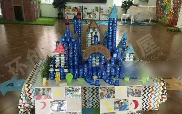 幼儿园建构区各种环保搭建图片