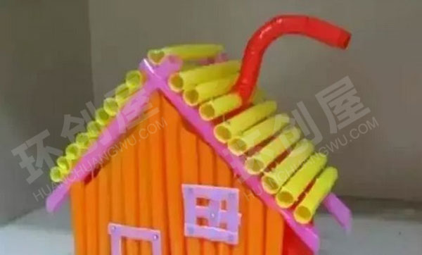 幼儿园建构区各种环保搭建图片