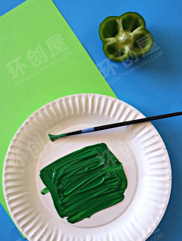 幼儿园美工区辣椒拓印画幸运四叶草图片