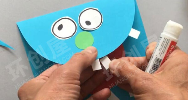 幼儿园美工区DIY一个可爱的大嘴怪图片