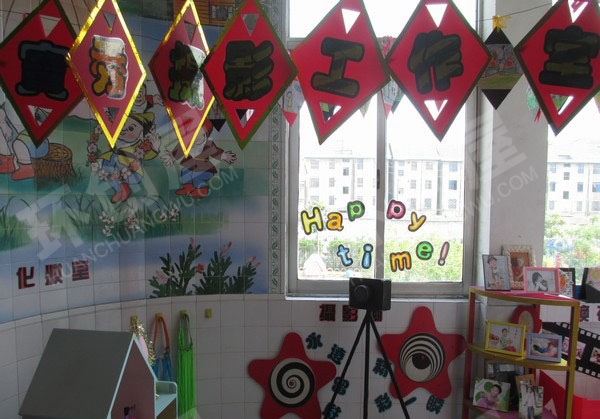 幼儿园角色游戏照相馆摄影棚图片