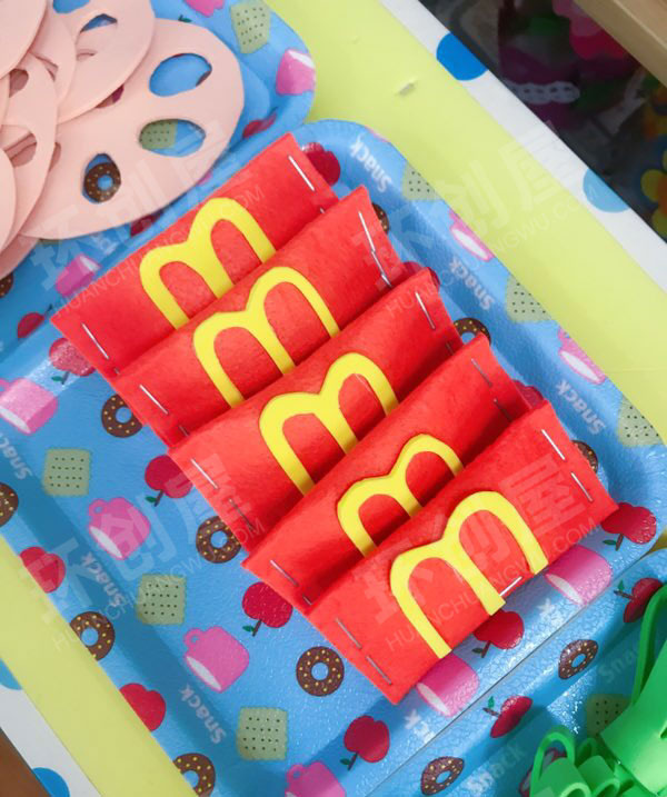 幼儿园角色区海绵纸好吃的食物图片