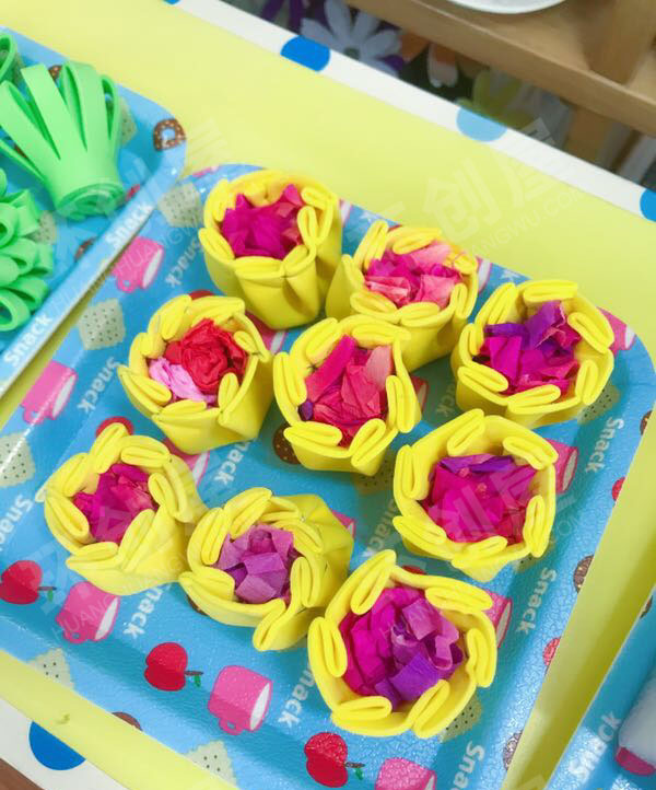 幼儿园角色区海绵纸好吃的食物图片