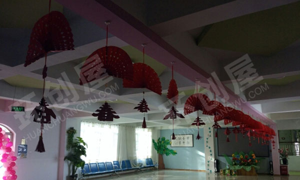 幼儿园元旦手折扇子吊饰图片