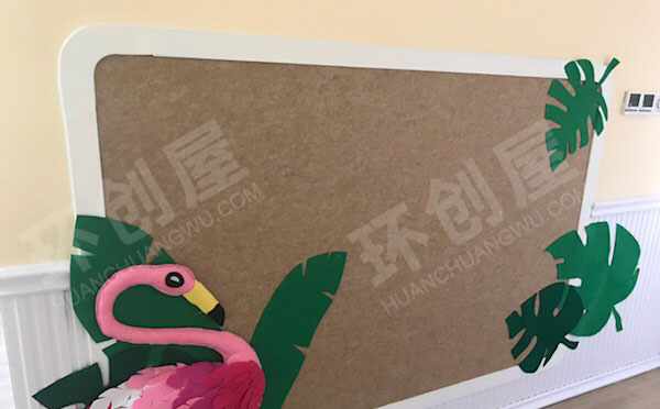 幼儿园环创火烈鸟主题家园联系栏图片