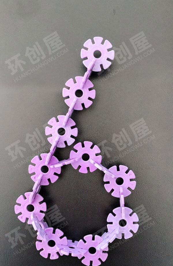 幼儿园建构区环创雪花片拼数字图片