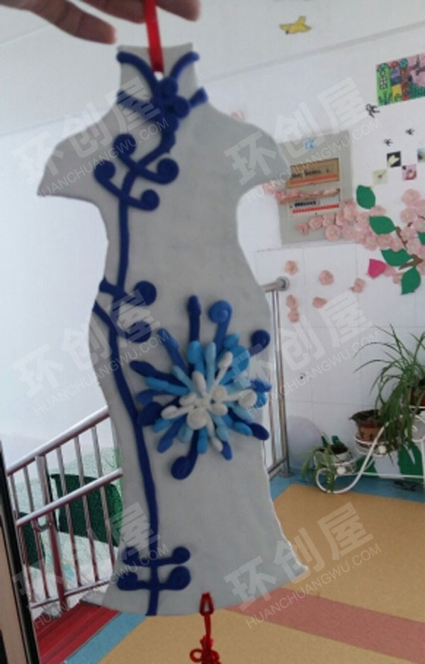 幼儿园轻粘土青花瓷旗袍作品展示图片