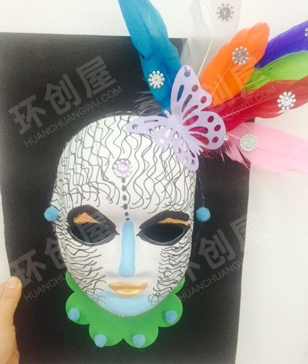 幼儿园墙壁手工面具作品展示图片