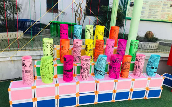 幼儿园户外各种创意绘画作品展示图片