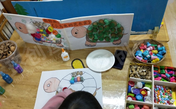 幼儿园美工区秋天的小动物图片