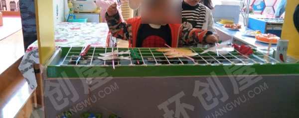 幼儿园角色游戏废物利用烧烤店图片