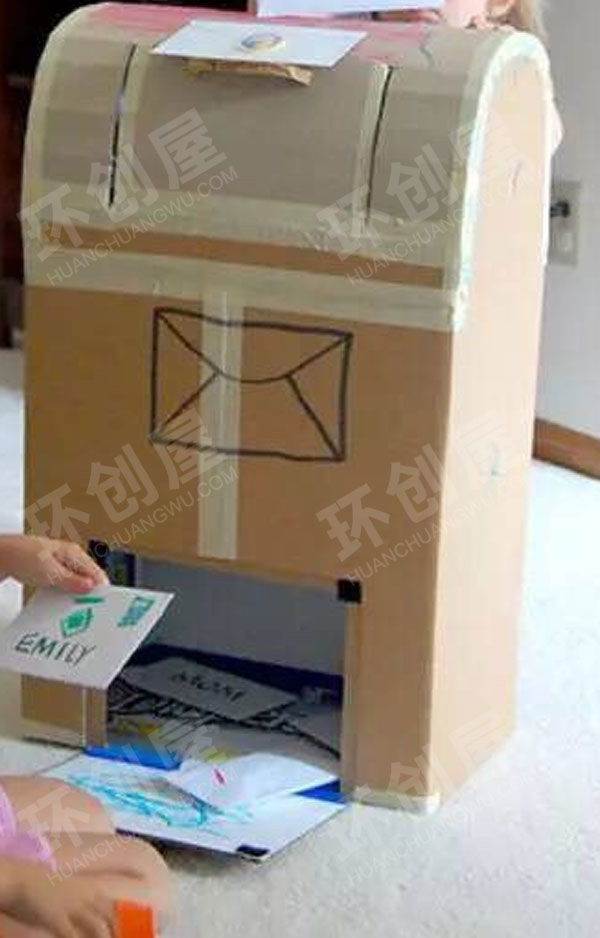 幼儿园角色游戏废物利用纸箱制作图片