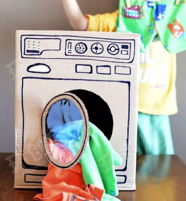 幼儿园角色游戏废物利用纸箱制作图片
