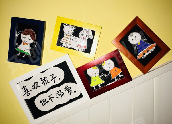 幼儿园楼梯卡通装饰画墙面布置图片
