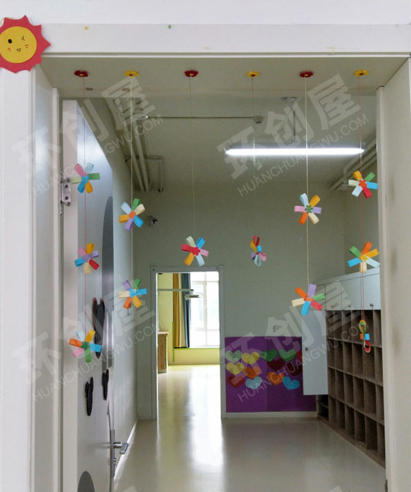 幼儿园彩色的太阳花吊饰图片
