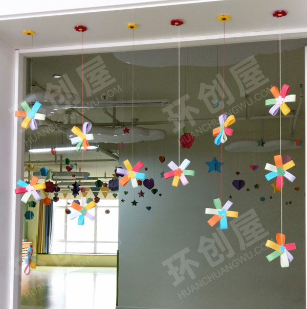 幼儿园彩色的太阳花吊饰图片