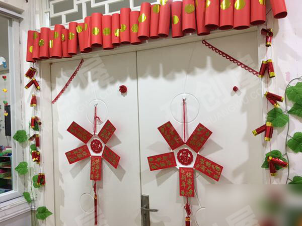 幼儿园迎新年了门窗装饰图片