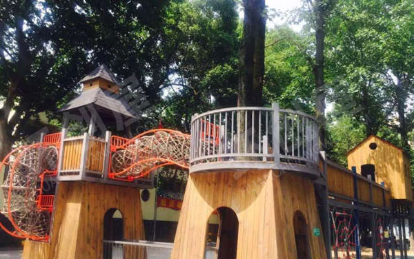 幼儿园户外环创大型体育游戏建筑图片
