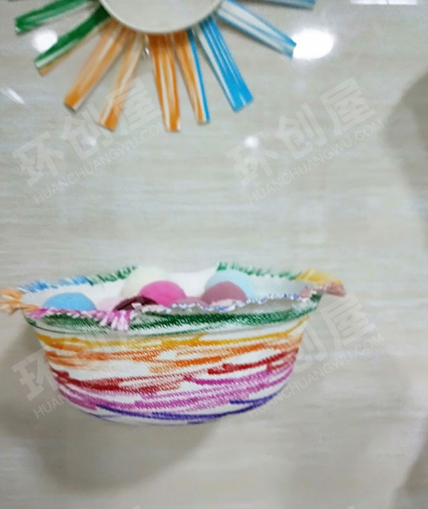 幼儿园科学区滚球球图片