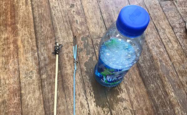 幼儿园科学区自制吹泡泡器图片