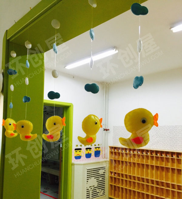 幼儿园小黄鸭吊饰图片