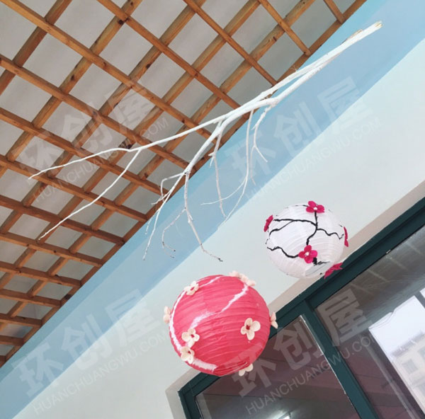 幼儿园手工灯笼不织布装饰花吊饰图片